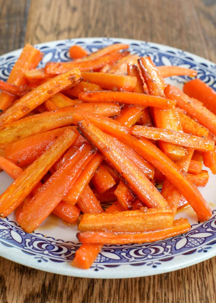 Roasted Garlic Butter Carrots