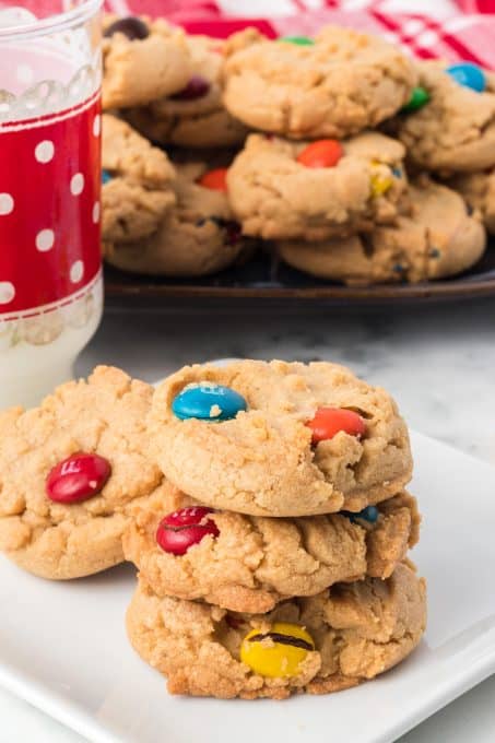 Peanut Butter M&M Cookies
