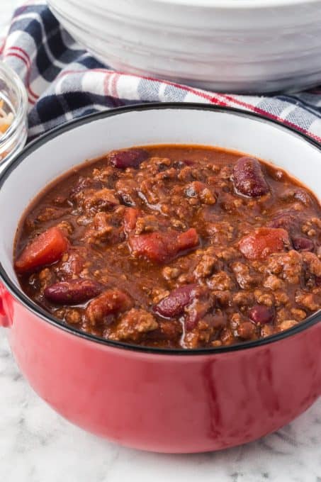 Spices, cocoa powder, ground been and kidney beans for a hearty comfort food.