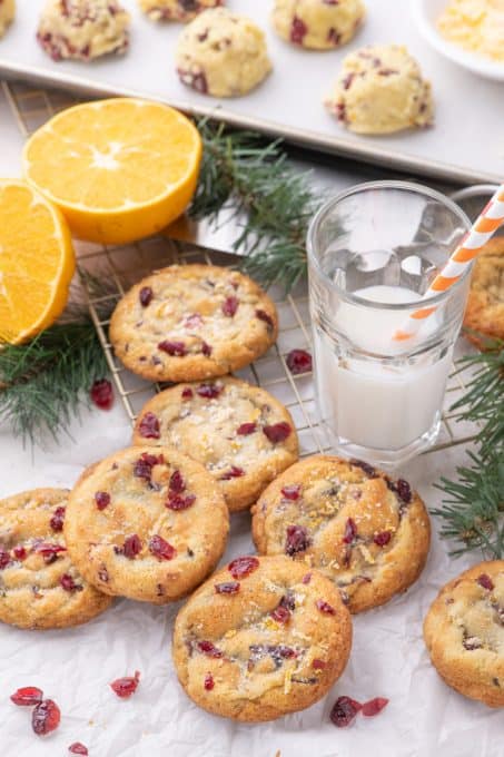 Sugar cookies with orange flavors and cranberries.