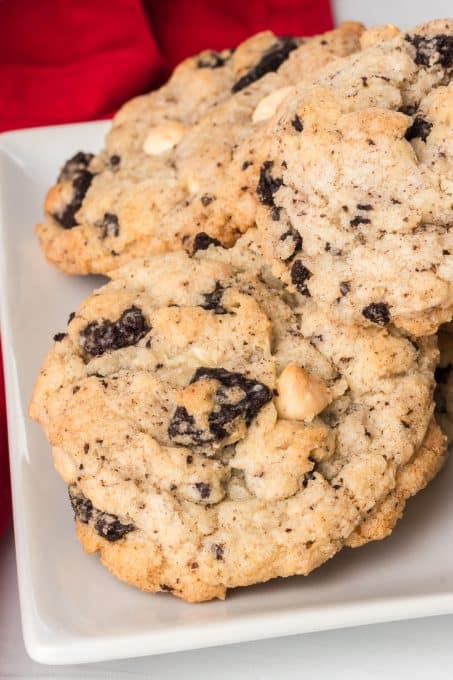 Cookies and Cream Cookies