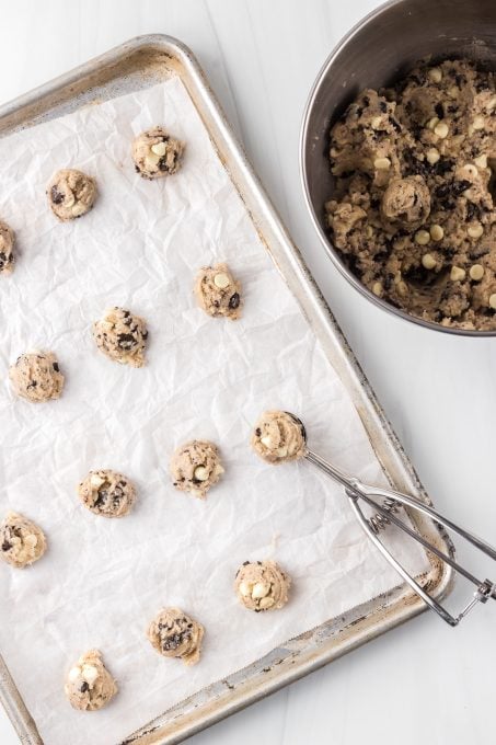 Oreo cookie dough ready for the oven.