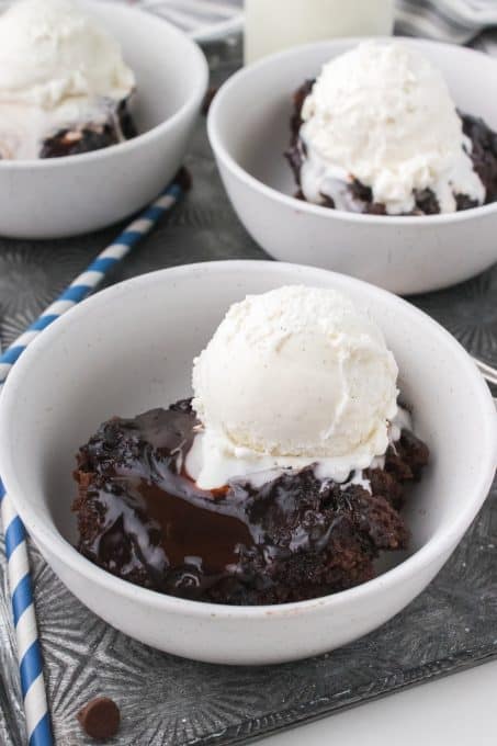 Slow cooker pudding cake