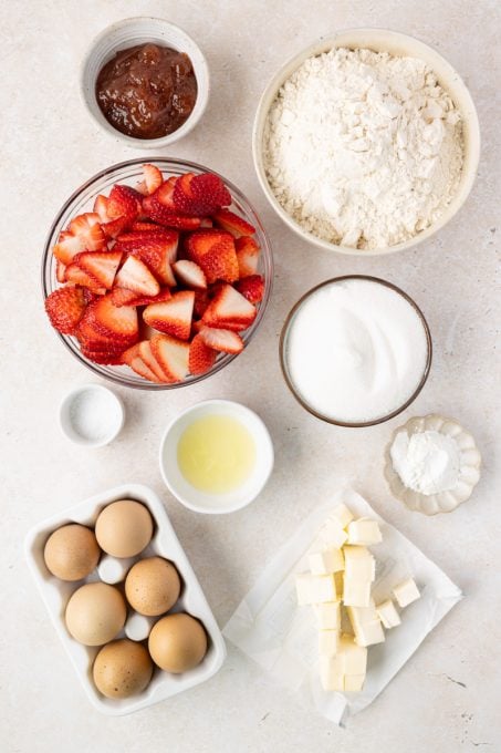 Ingredients for Easy Strawberry Bars.