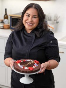 Nayelli with tart