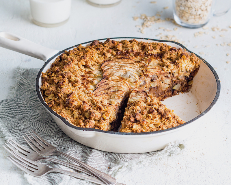 apple oatmeal skillet cake