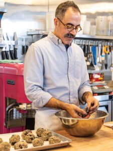 Kevin Masse making scones