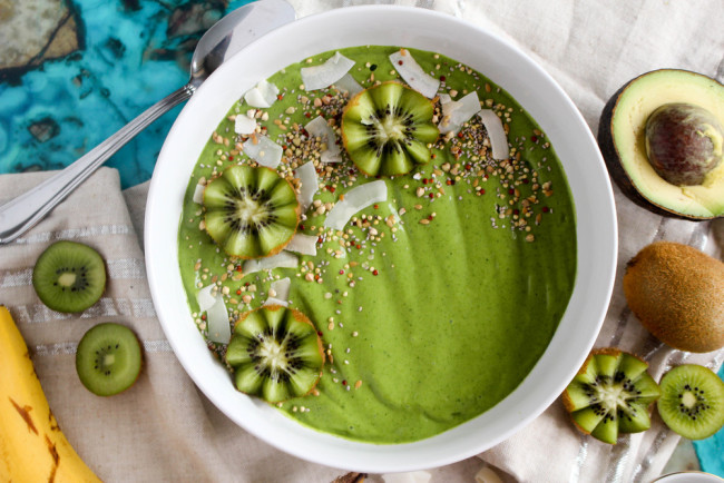 Green Goddess Smoothie Bowl