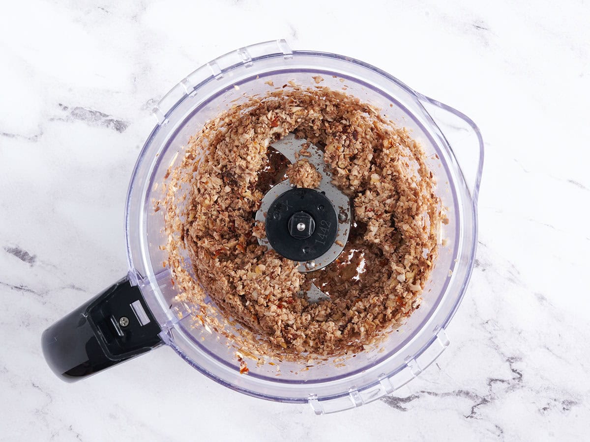 Lentil mixture in a food processor.