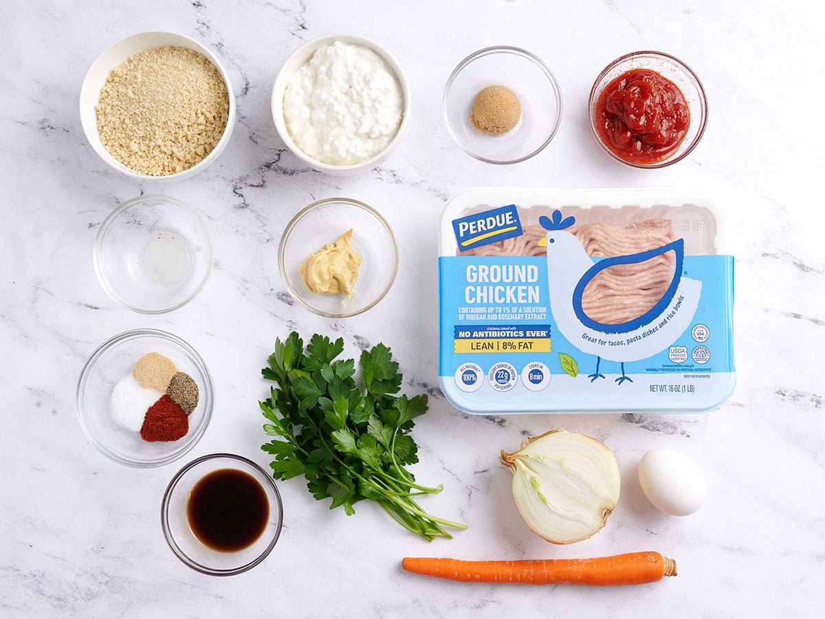 Ingredients to make chicken meatloaf. 