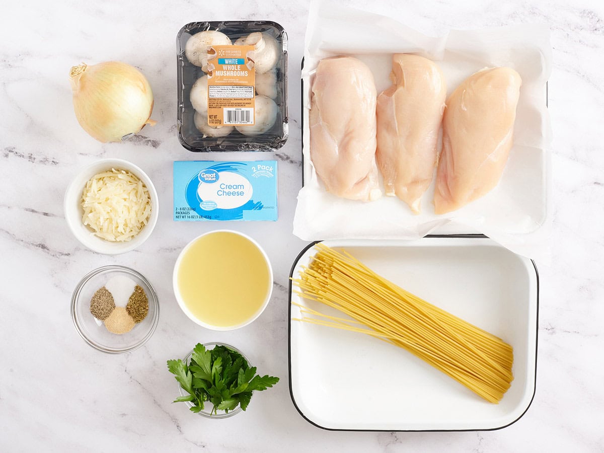 The ingredients to make chicken tetrazzini