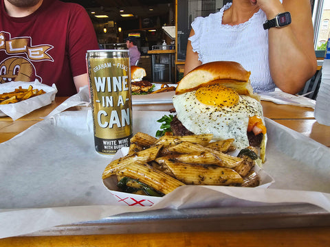 white wine with breakfast burger pairing